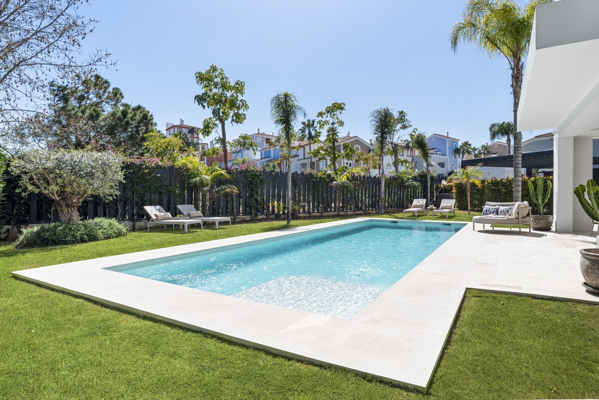 Villa Los Monteros 5