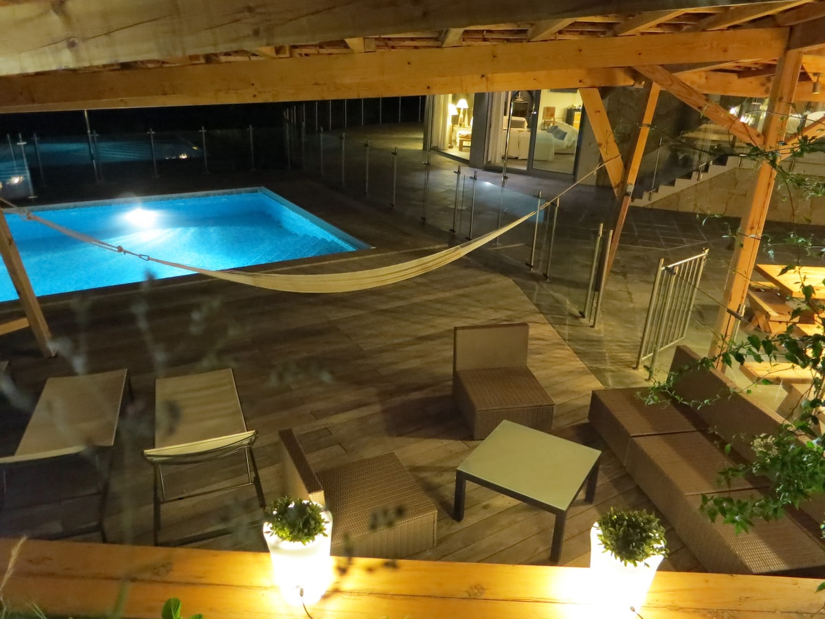 Villa Capu Laurosu overview 2