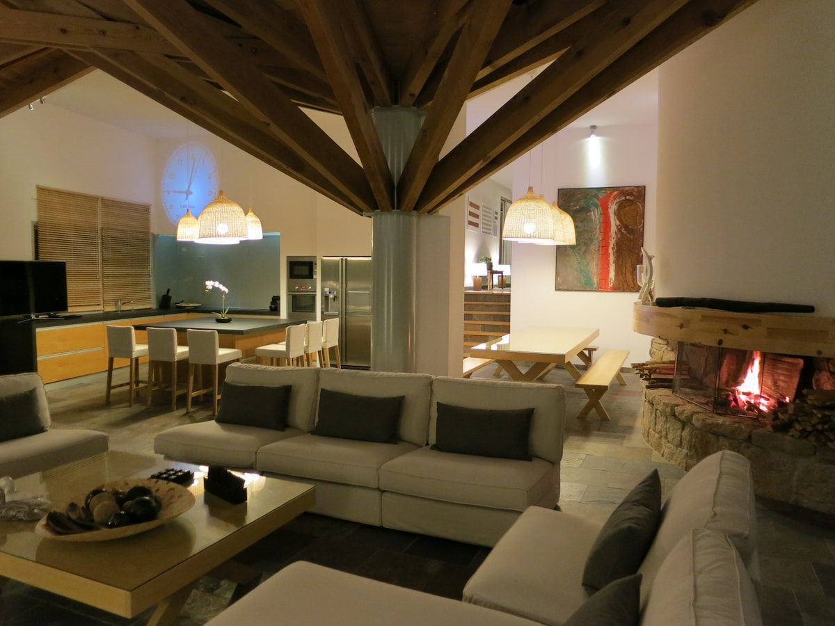 Villa Capu Laurosu overview 3