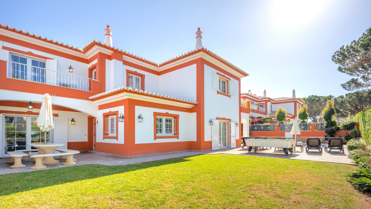 Villa Harmonia overview 2