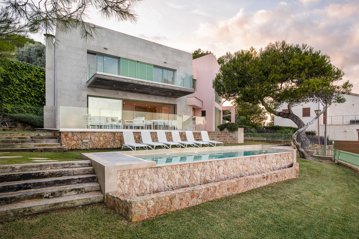 Villa Llucmajor overview 1