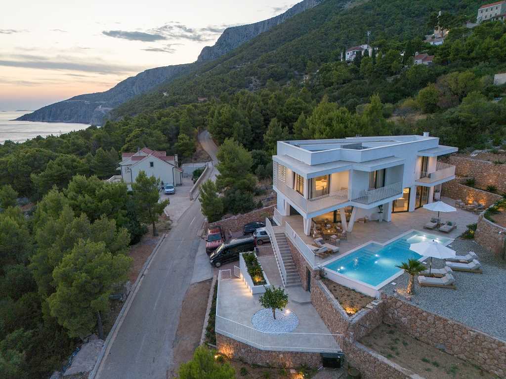 Villa Zlatni overview 2