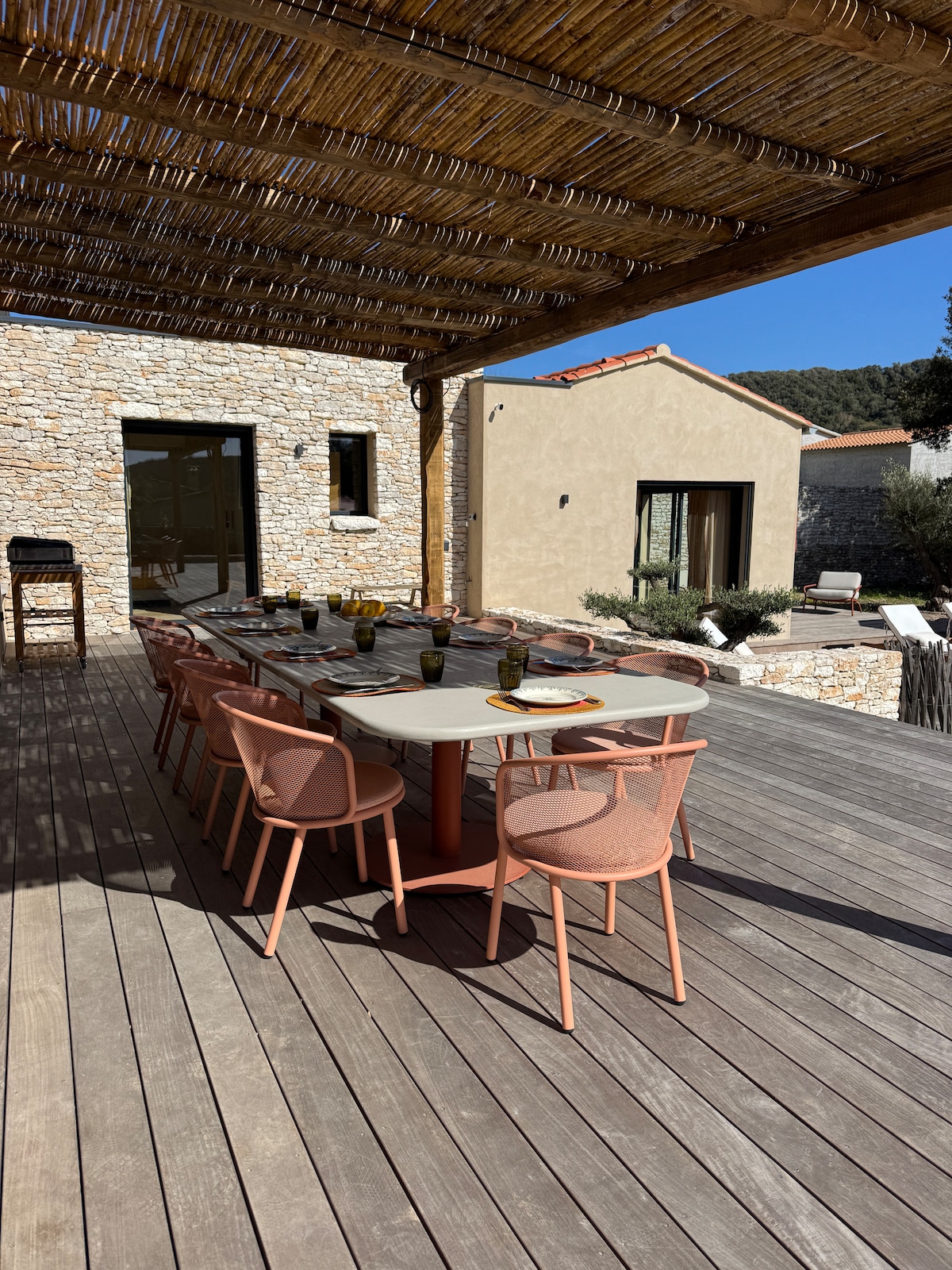 Villa Gurgazu overview 1