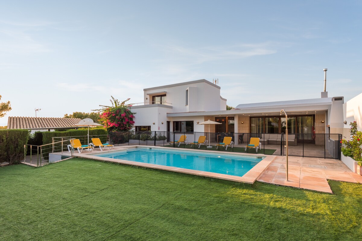 Villa Cala Morell 2