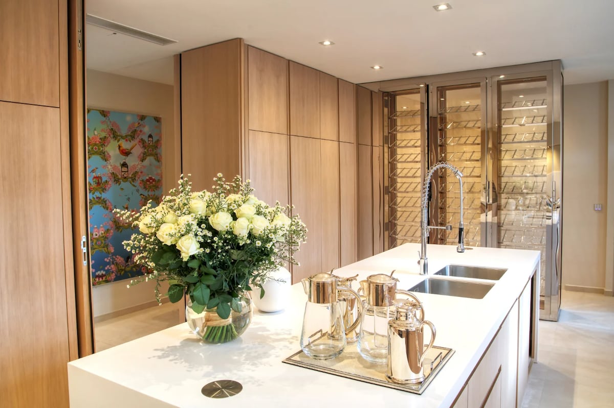Villa Garrigue overview 3