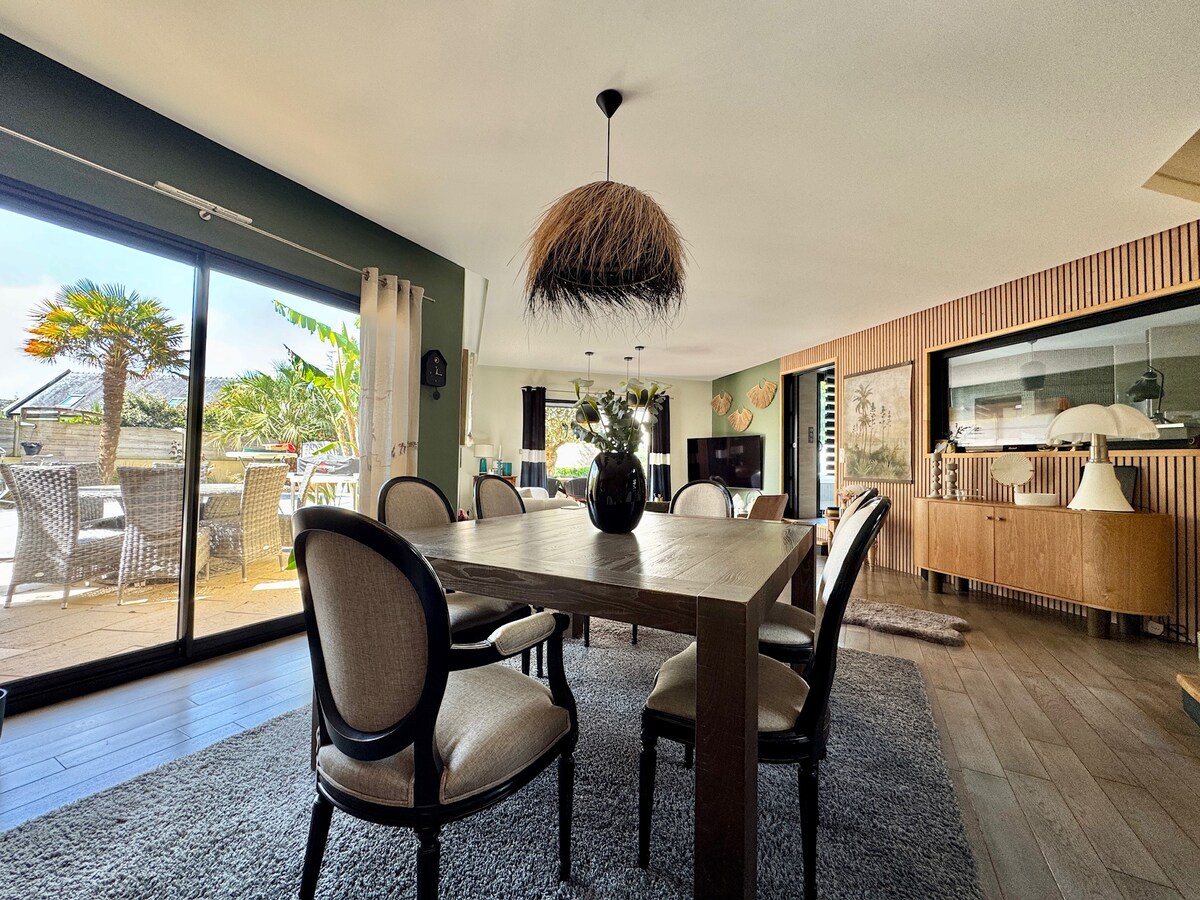 Villa Armen overview 1