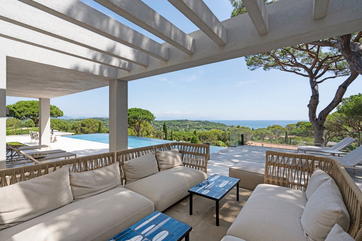 Villa Seria overview 2