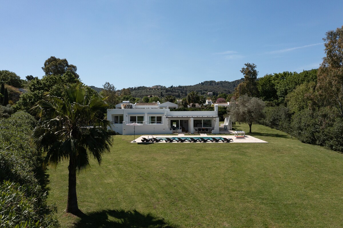 Villa Pontikonisi 4