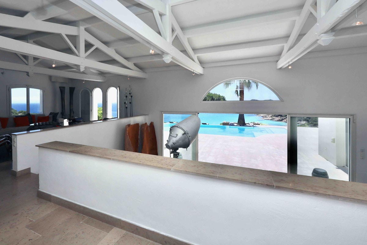 Villa Azur overview 2