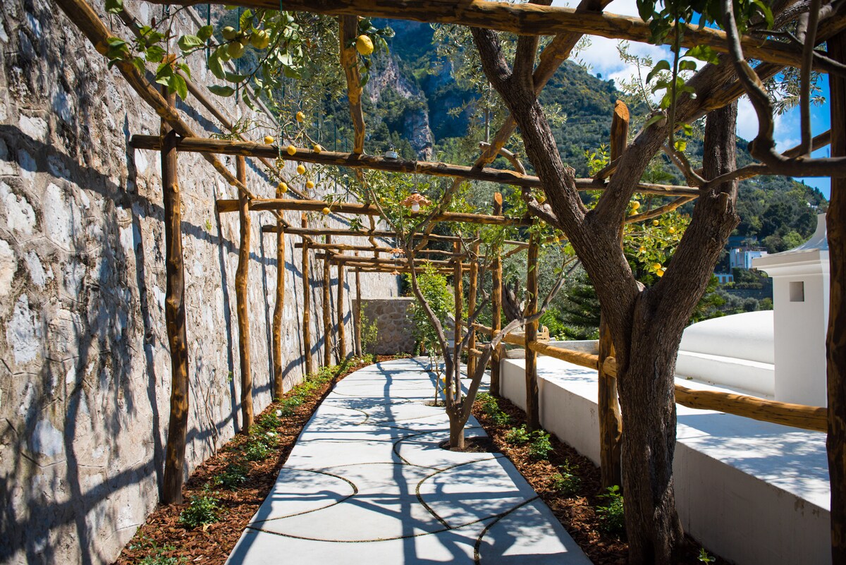 Casa Incanto overview 2
