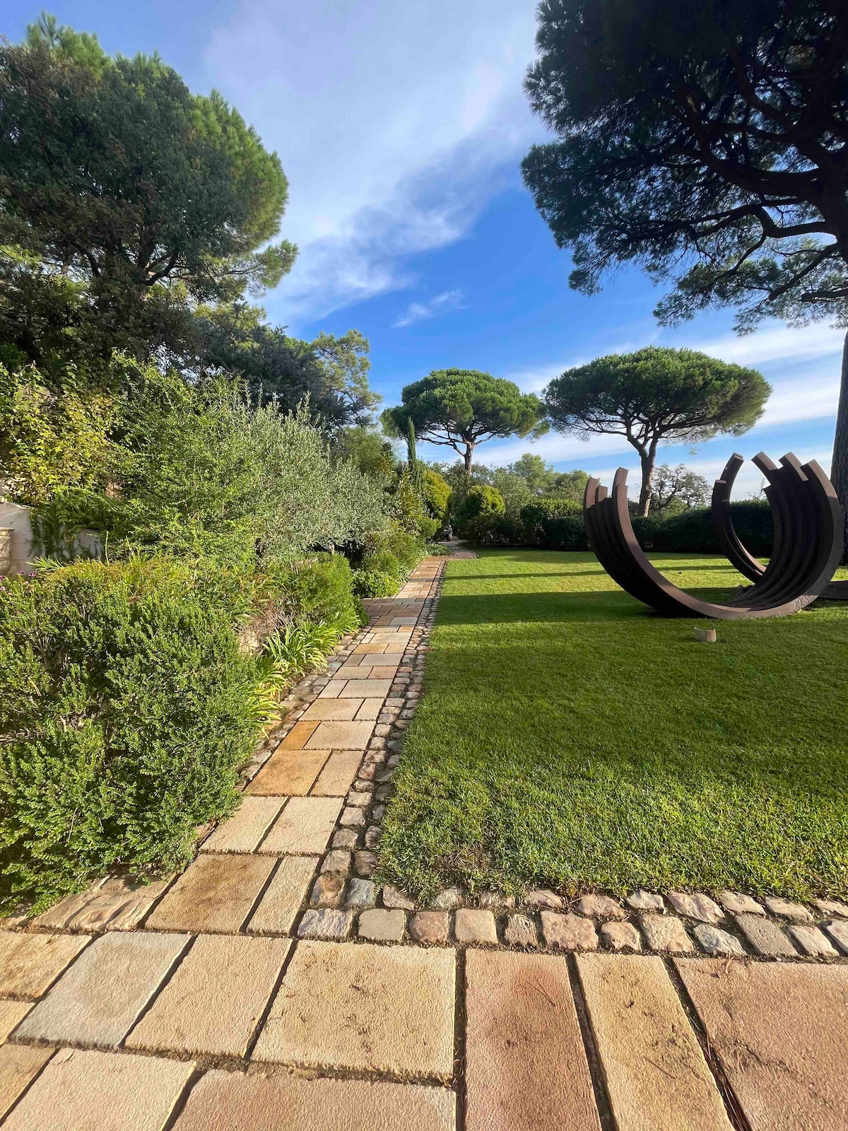 Villa Émeraude overview 2