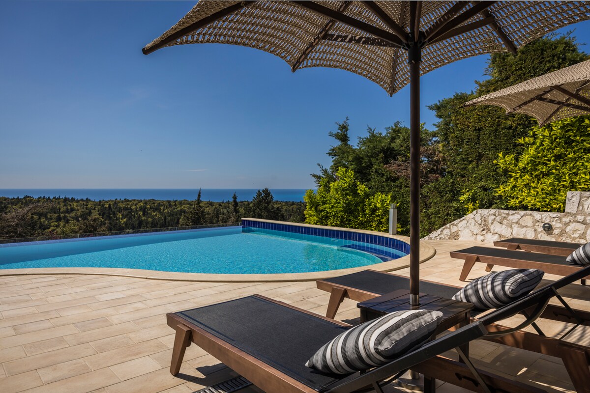 Villa Livatho overview 3