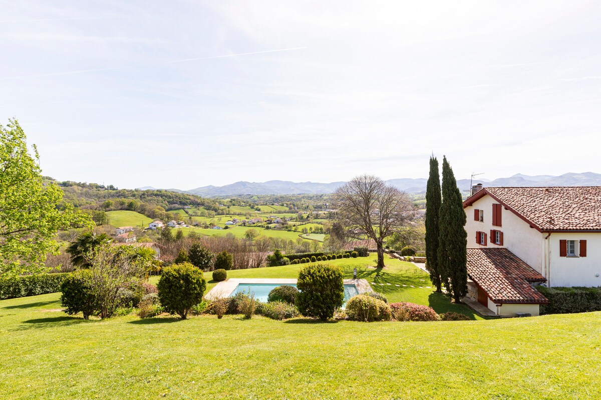 Ferme de Sare overview 1