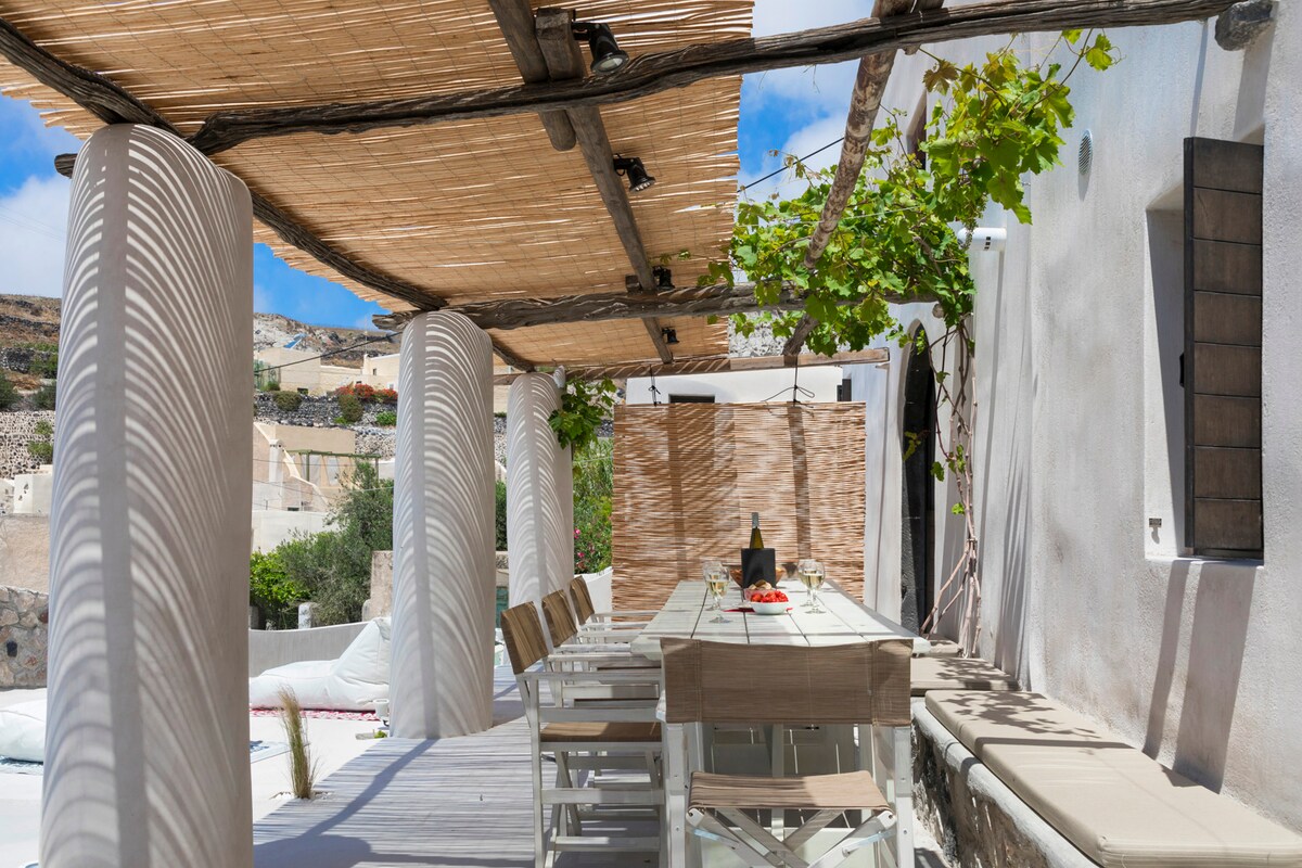 Villa Canava overview 1
