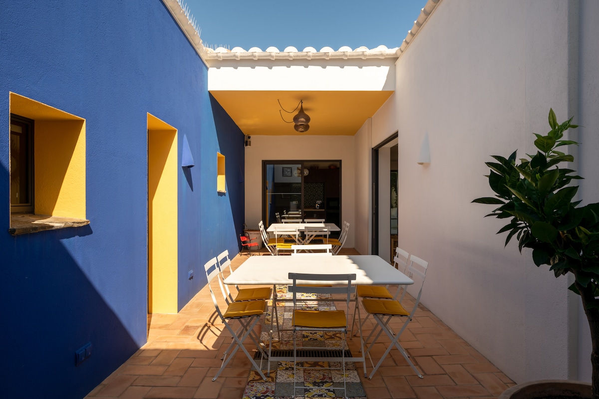 Casa del Capitan overview 1