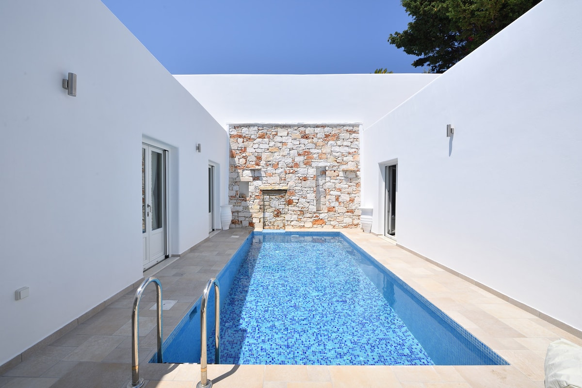 Villa Logaras 3
