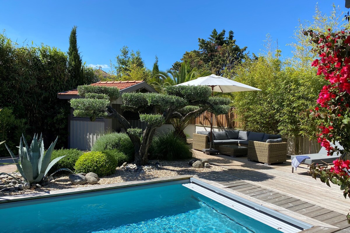Villa Les Jacinthes overview 3