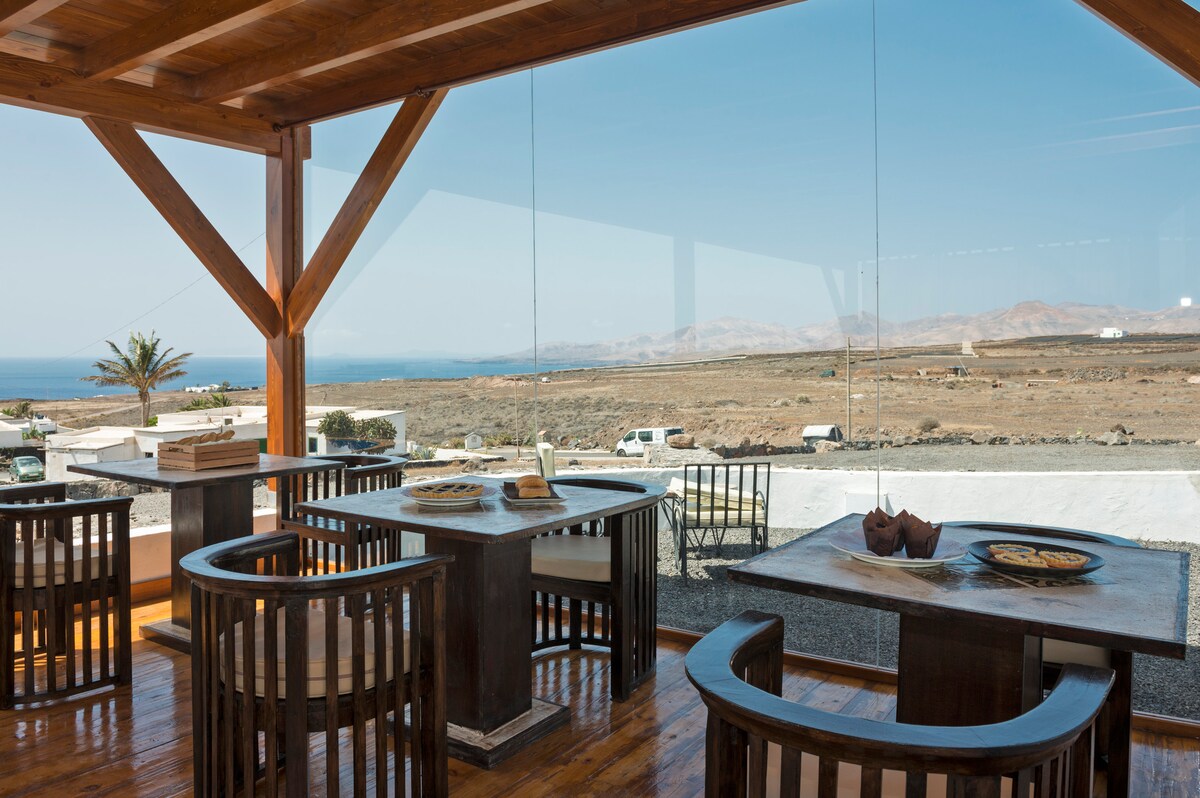 Villa Yaiza overview 2