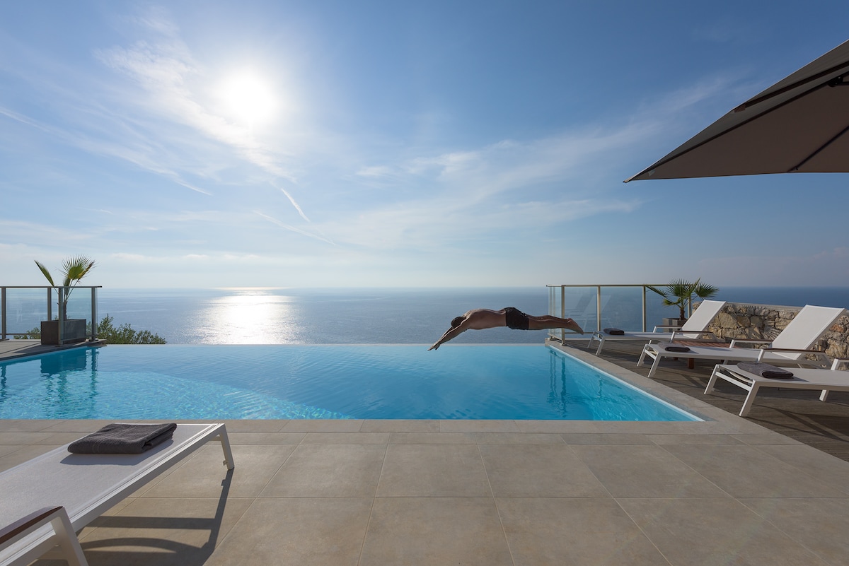 Villa Oceanos overview 3