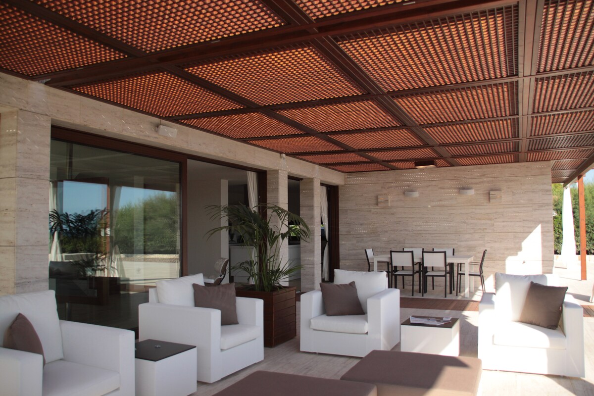 Villa Alakala overview 1