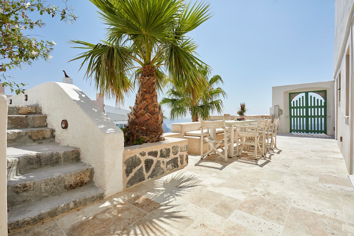 Villa Murat overview 2