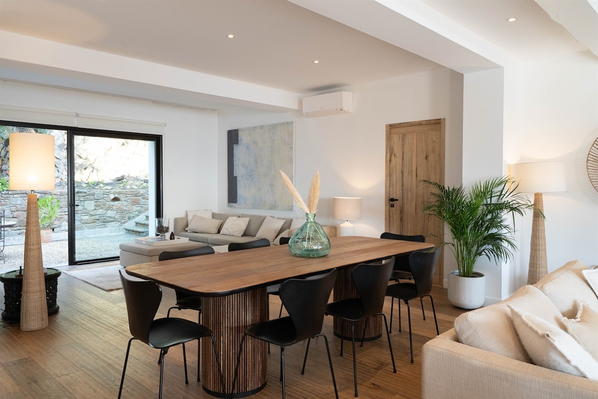 Villa Grimaud overview 2