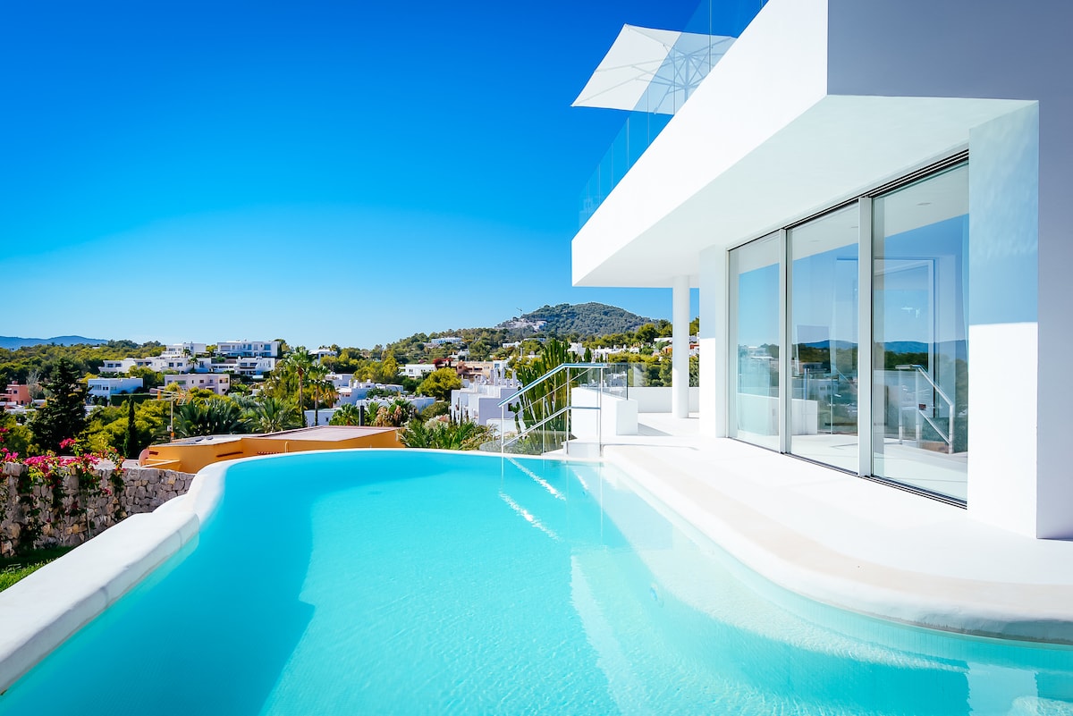 Villa Cala Jondal 2