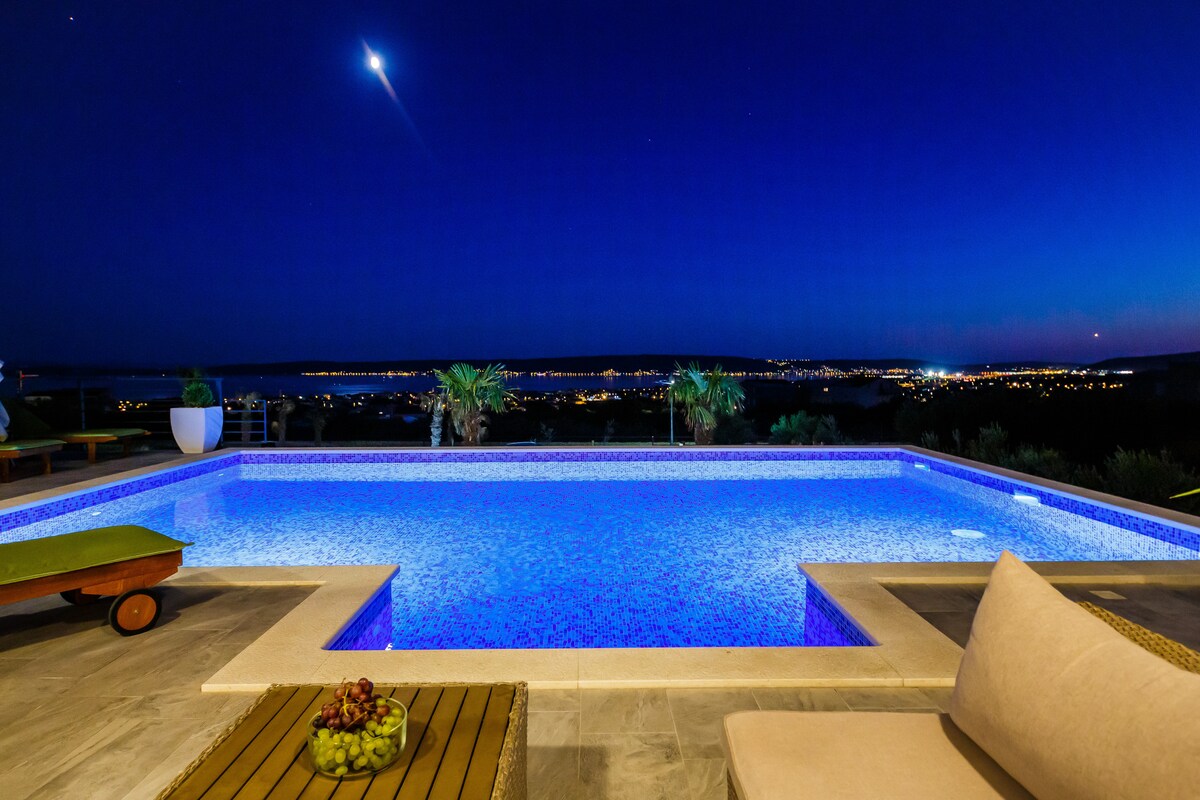 Villa Plava overview 2