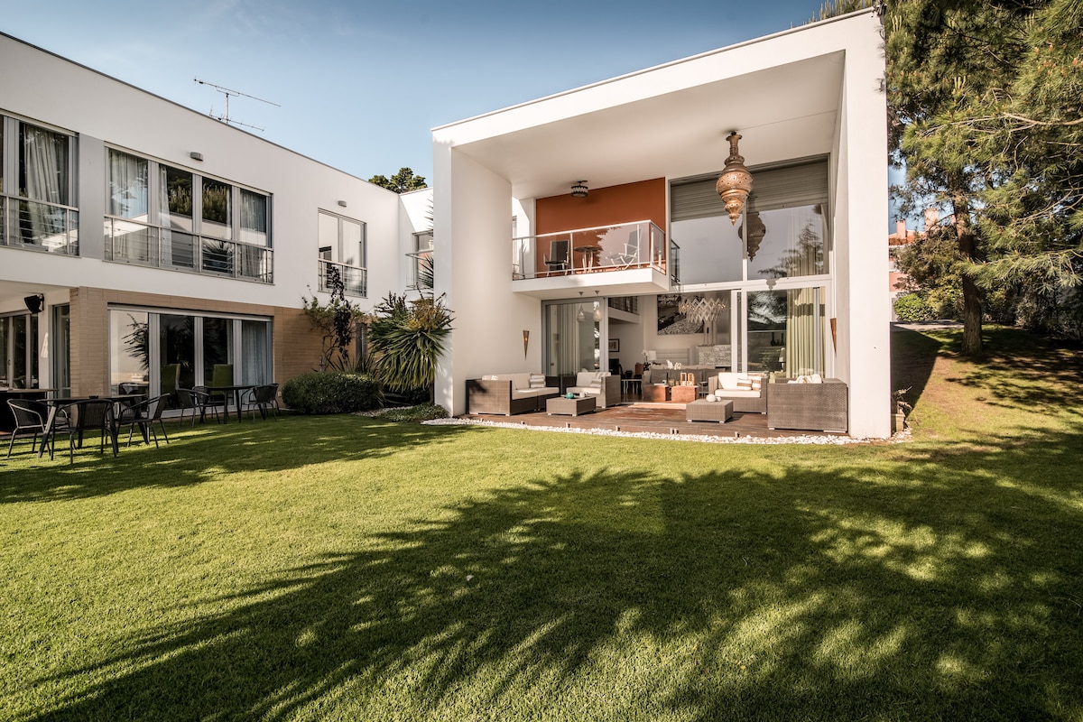 Villa Orange overview 1