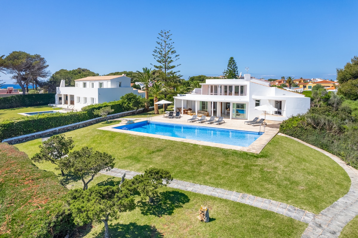 Villa Rocamar overview 1