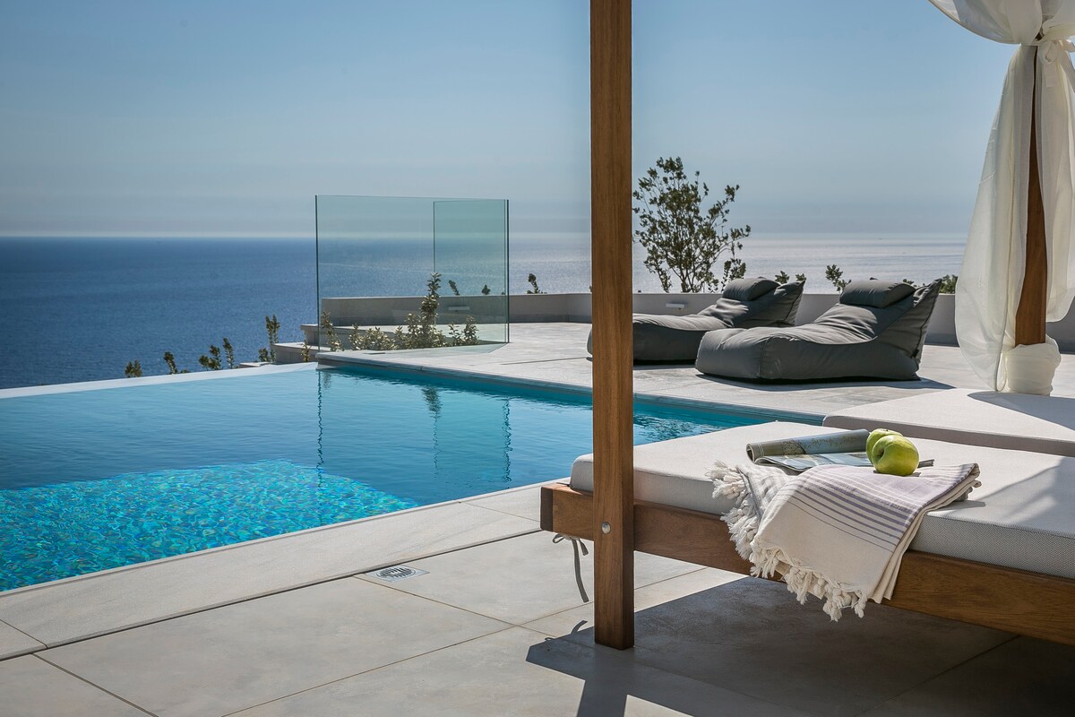 Villa Akri overview 3