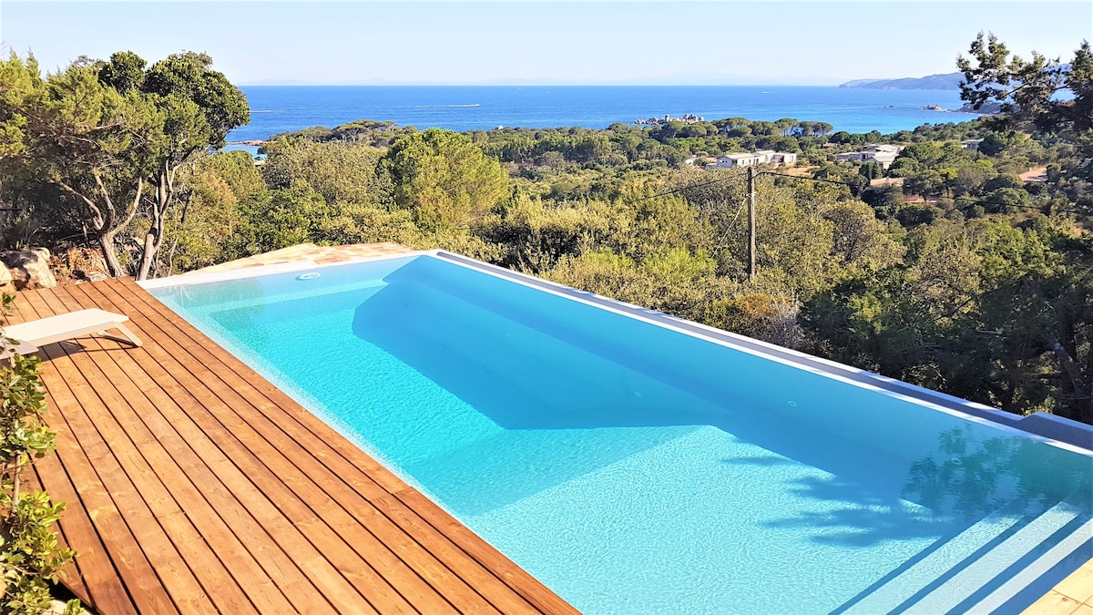 Villa Cala Rossa overview 1