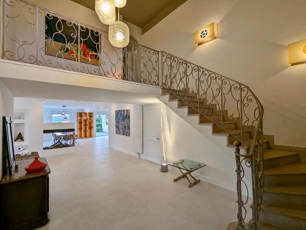 Villa Izaralde overview 3