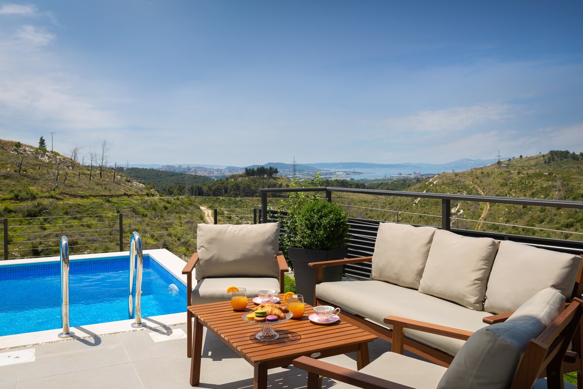Villa Trogir overview 3