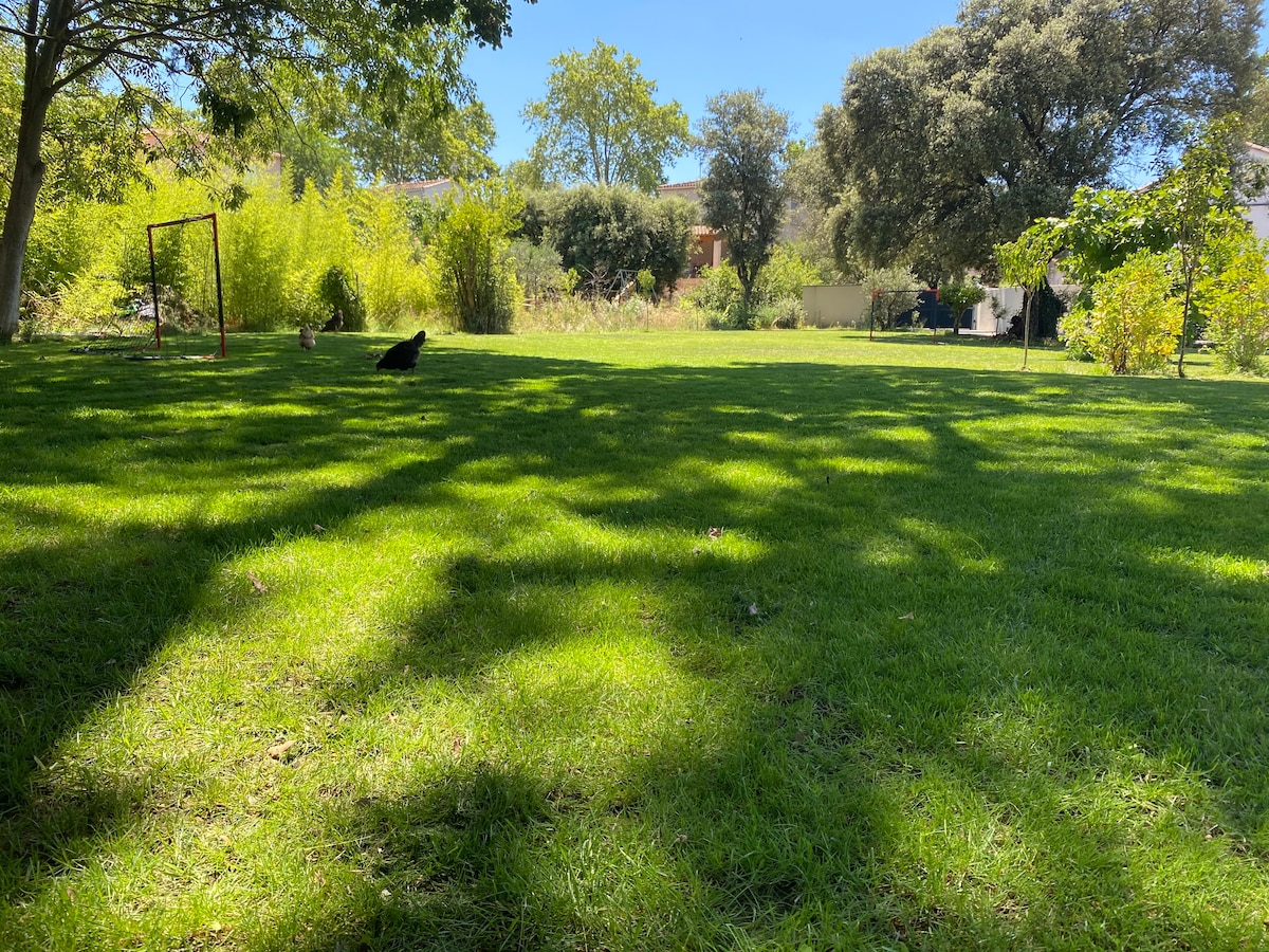 Villa des Vignobles overview 2