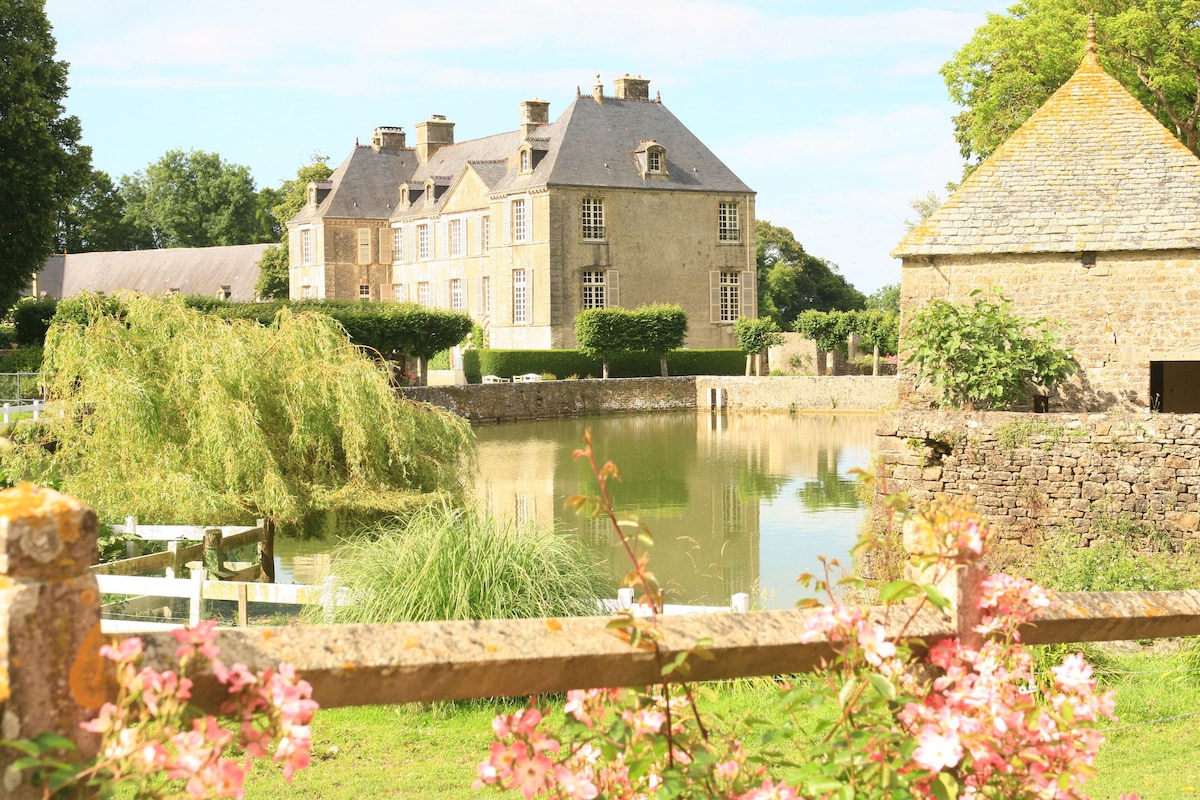 Château de Canville overview 2