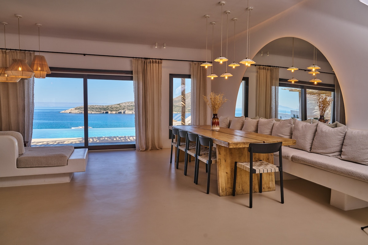 Villa Levantes overview 2