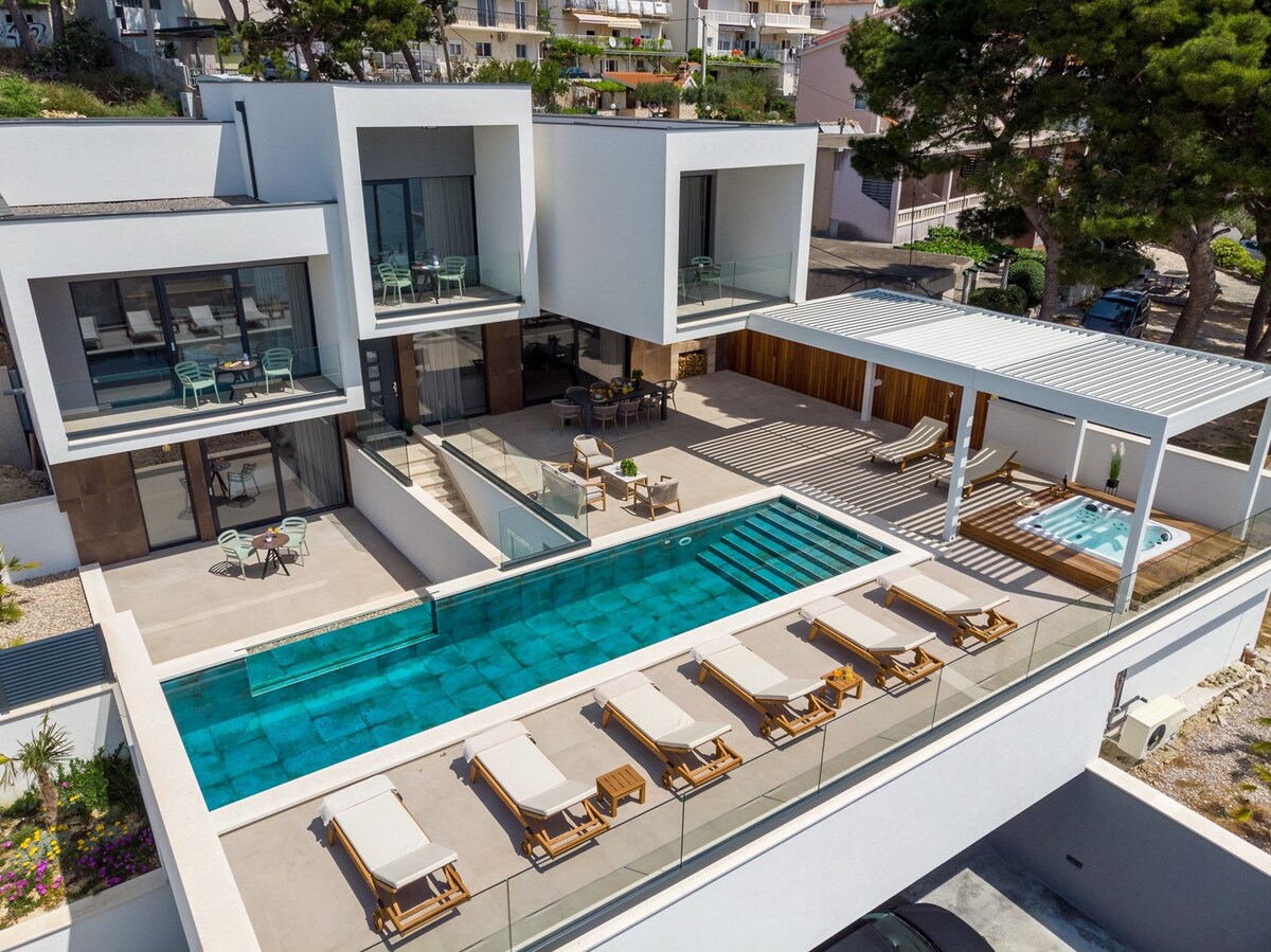 Villa Sustipan 9