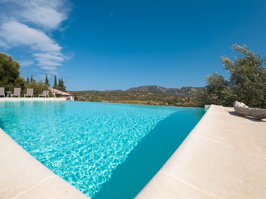 Villa Romazzino overview 3