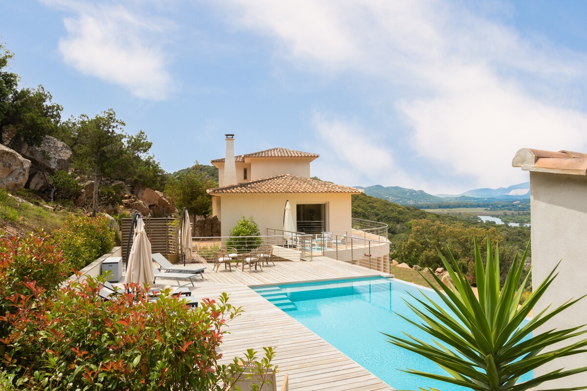 Casa Tramulimacchia overview 2