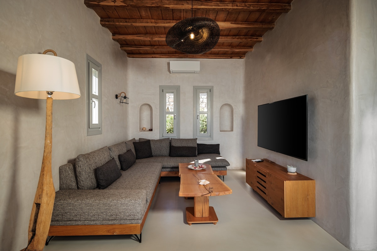 Villa Sapphira overview 2