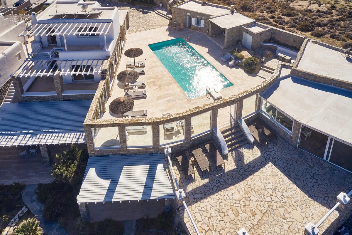 Villa Petrolefko 3