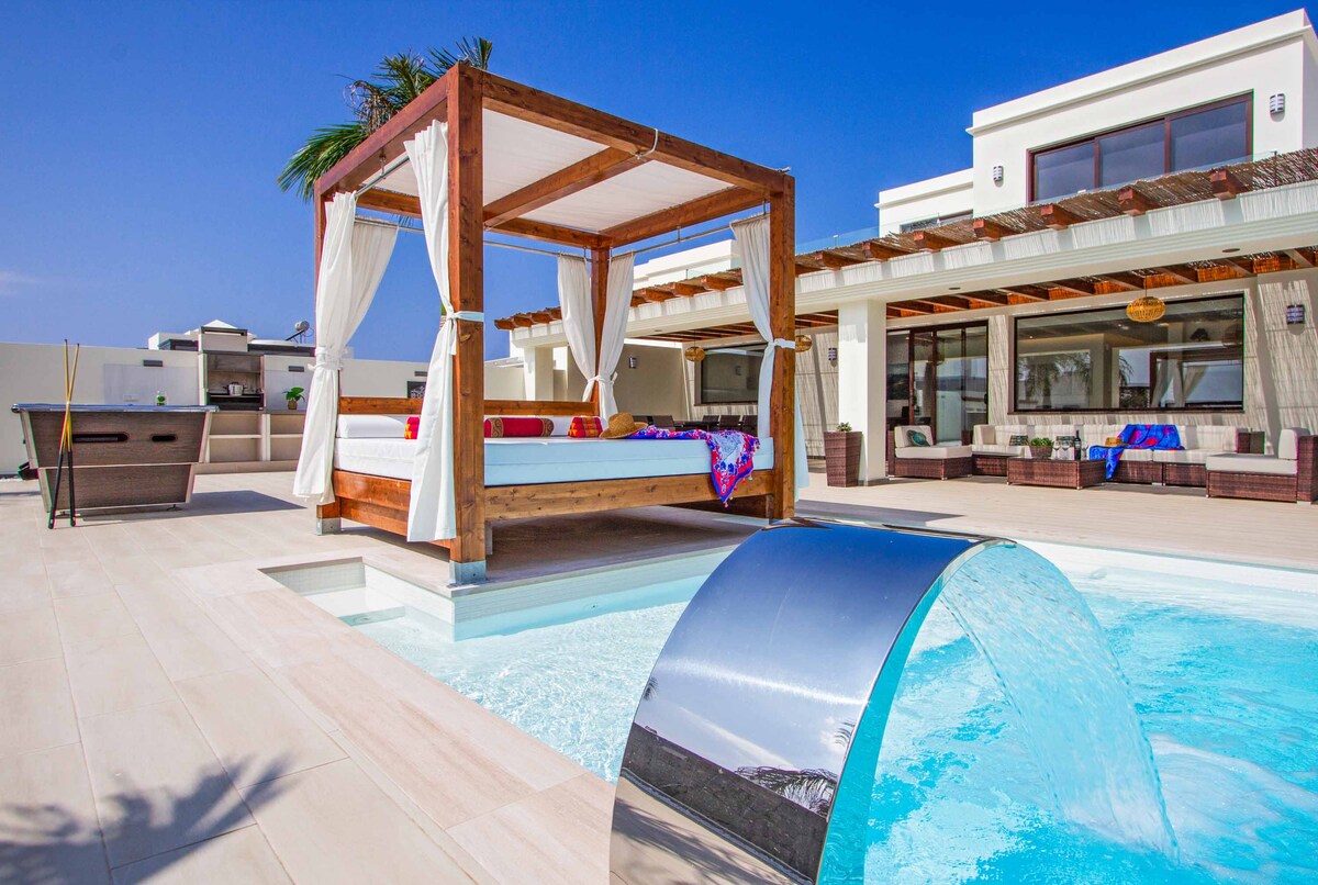 Villa Anyaval 2