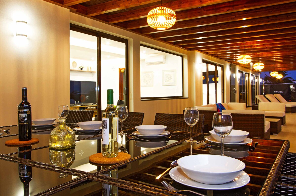 Villa Anyaval overview 3
