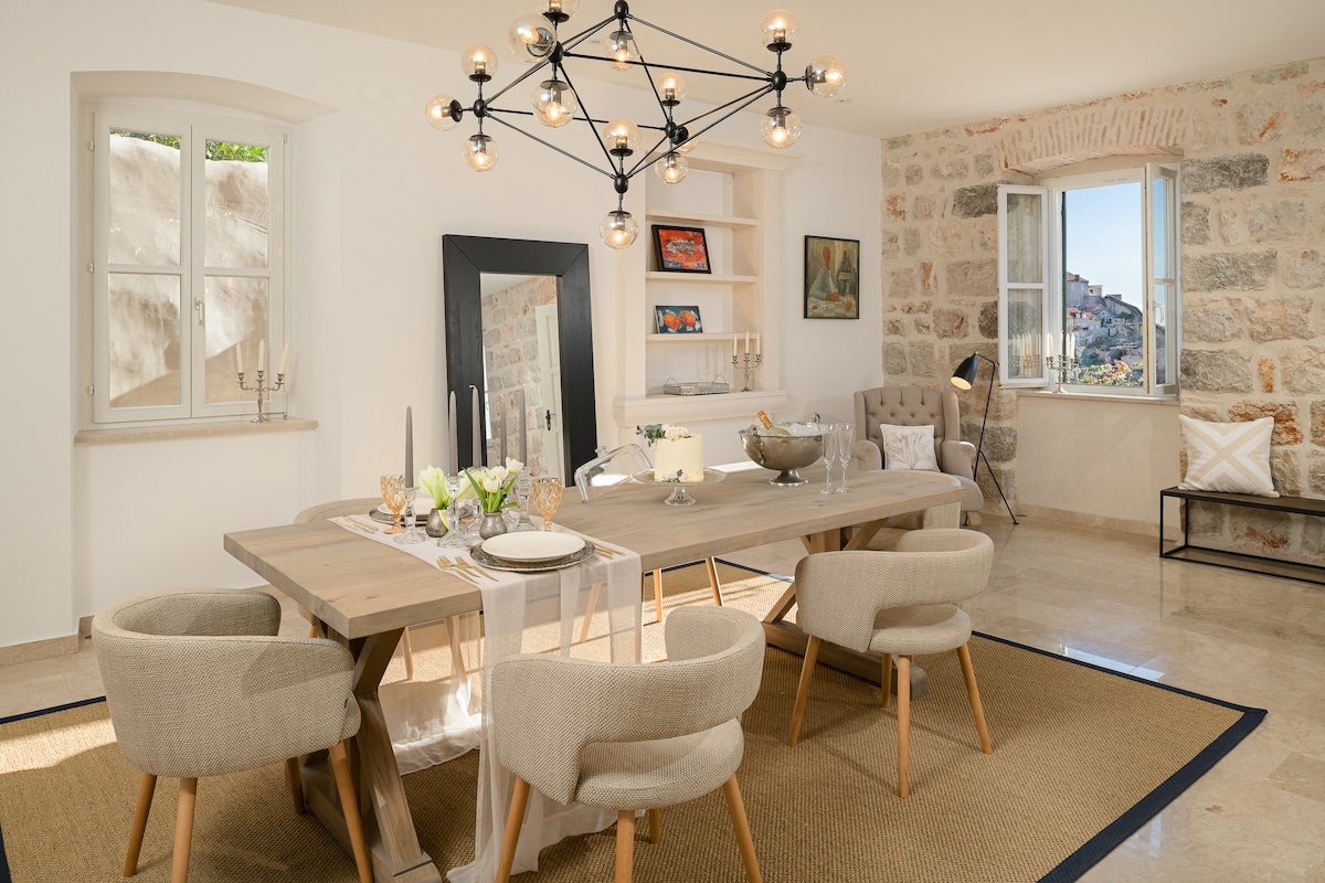 Villa Tramontana overview 2