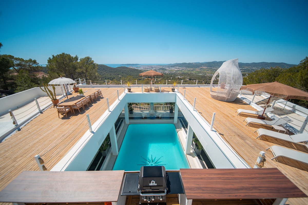 Villa Can Marti overview 3