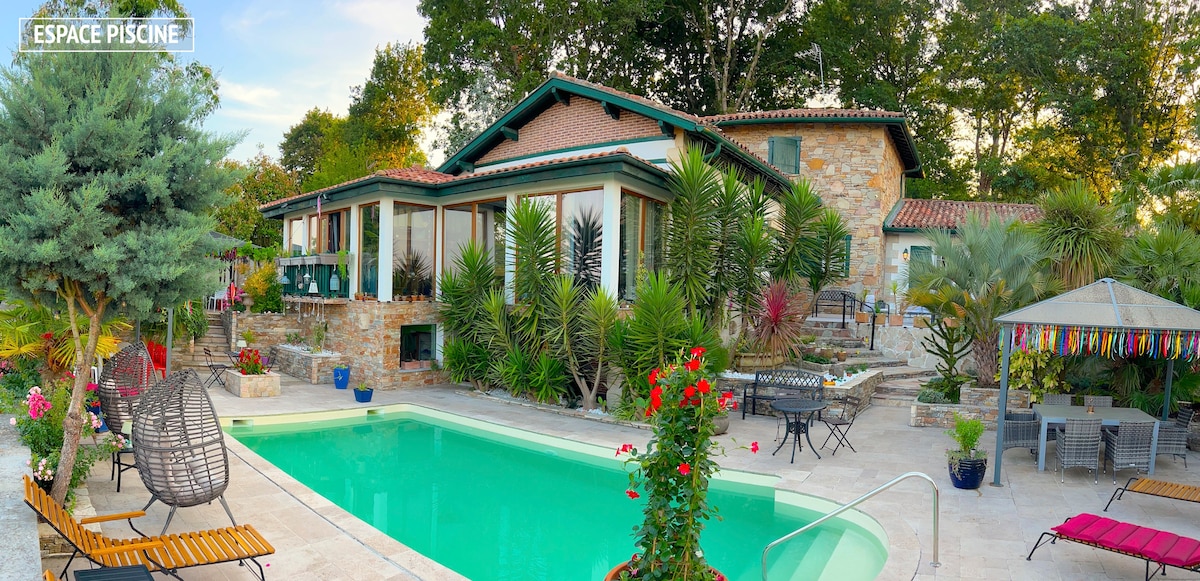Villa Merkel overview 3