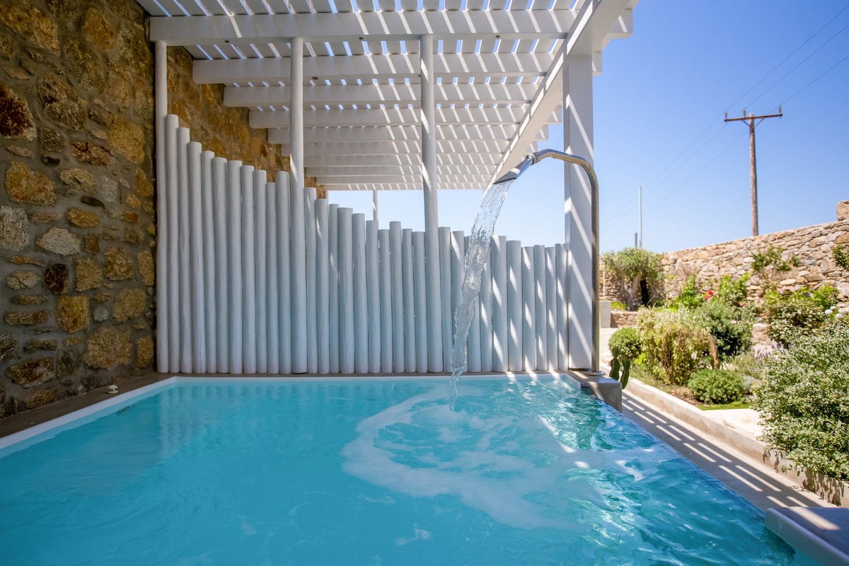Villa Panarea overview 1