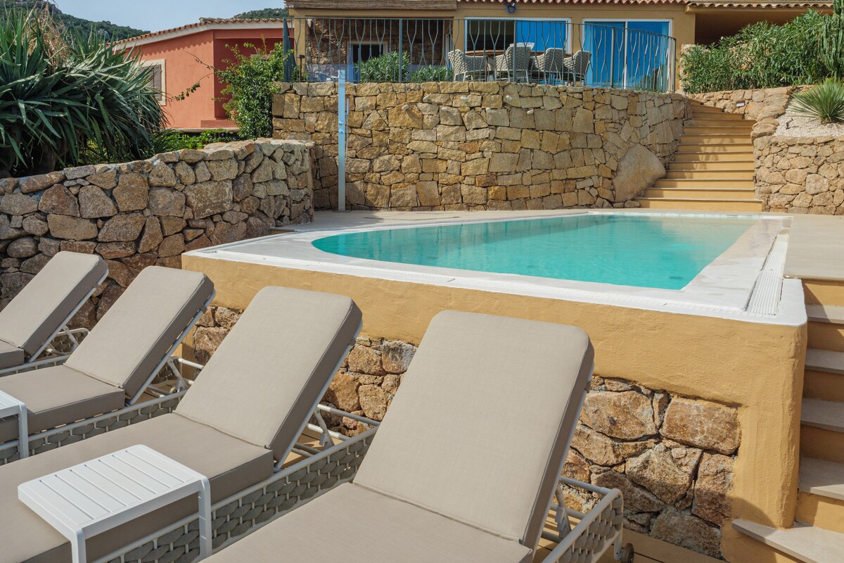 Villa Smeralda overview 3