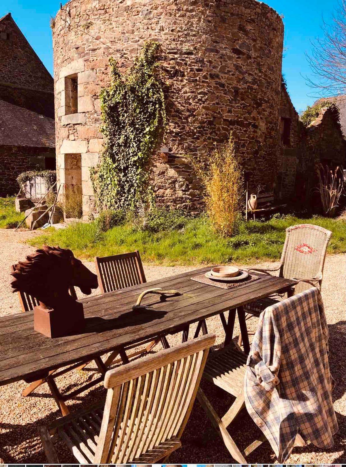 Domaine La Verrerie Bretagne overview 1